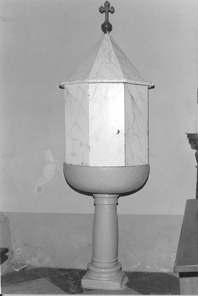 fonte battesimale - a fusto - ambito lunigianese (sec. XVII)