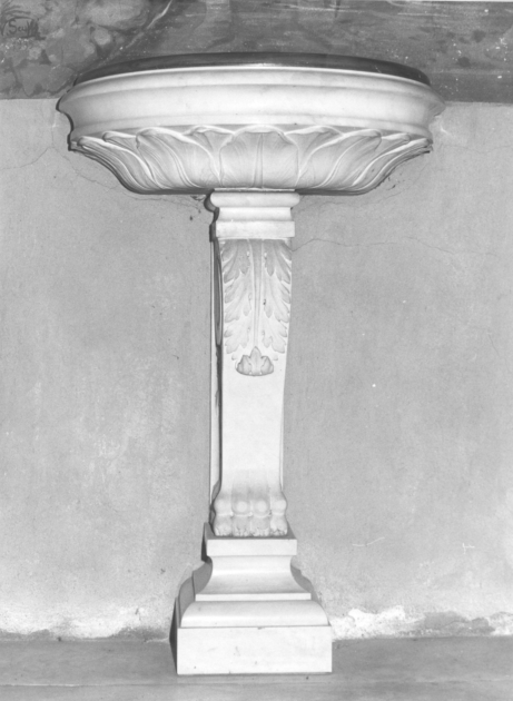 fonte battesimale - ambito lucchese (prima metà sec. XIX)