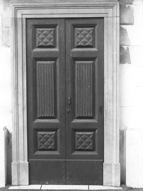 porta - a due battenti - bottega toscana (sec. XX)