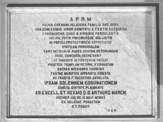 lapide commemorativa - bottega versiliese (sec. XX)