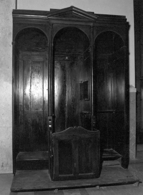 confessionale - bottega toscana (sec. XIX)