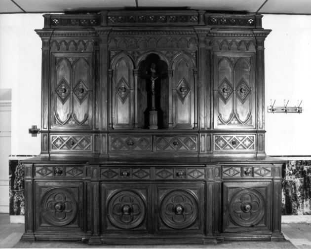 mobile da sacrestia con alzata - bottega toscana (seconda metà sec. XIX)