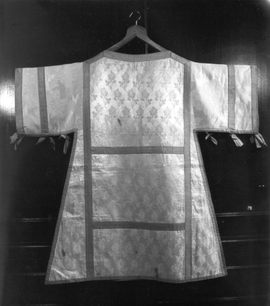 tunicella, serie - manifattura italiana (metà sec. XIX)