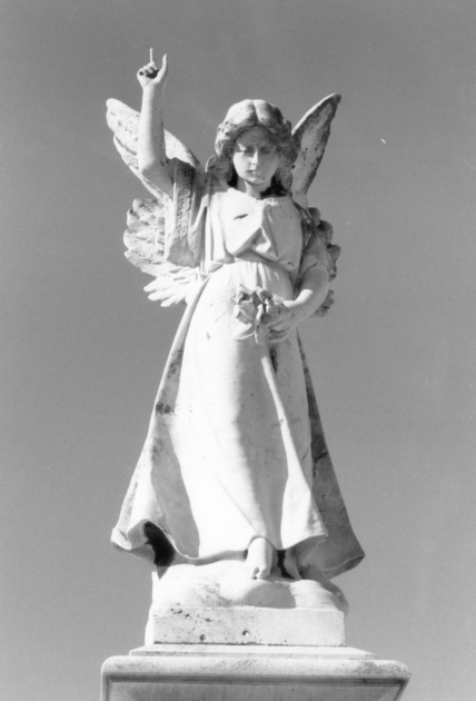 Angelo della resurrezione (statua) - bottega apuo-versiliese (sec. XX)