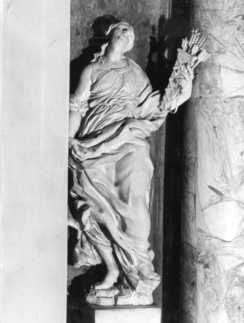 SANTA MARGHERITA/ SANTA CRISTINA (statua, serie) - bottega italiana (sec. XVIII)