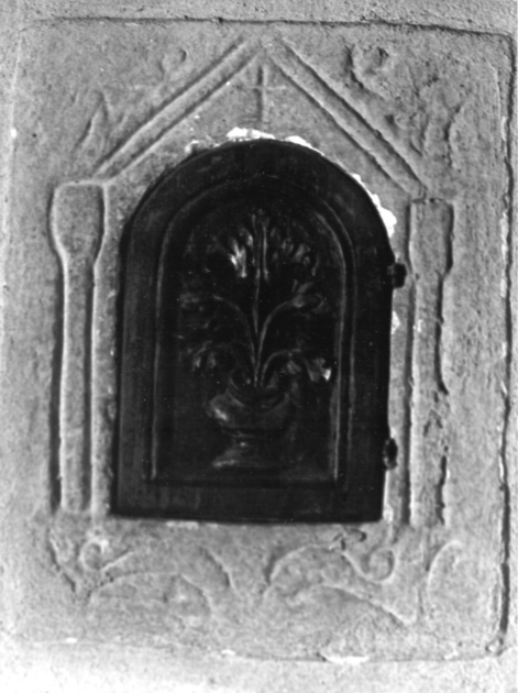tabernacolo murale - ambito garfagnino (sec. XVII)
