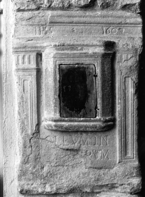 tabernacolo murale - ambito garfagnino (sec. XVII)