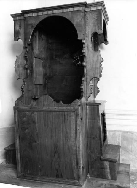 confessionale - ambito garfagnino (secc. XIX/ XX)