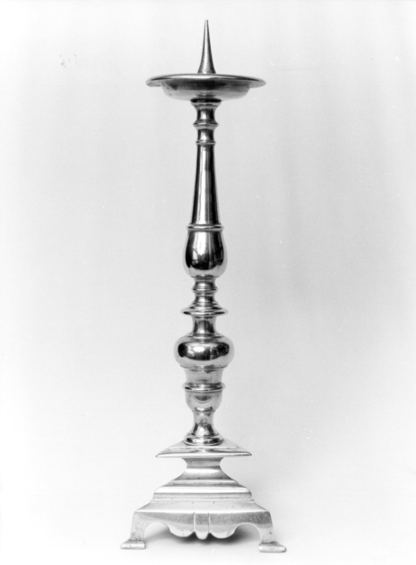 candeliere, serie - bottega toscana (secc. XVIII/ XIX)