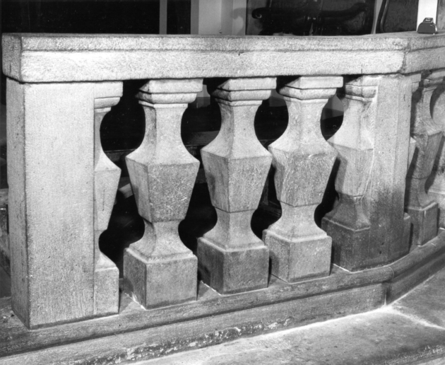 balaustrata - ambito apuoversiliese (sec. XVIII)