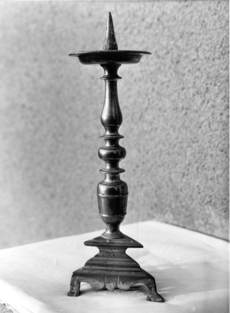 candeliere, serie - ambito garfagnino (sec. XVII)