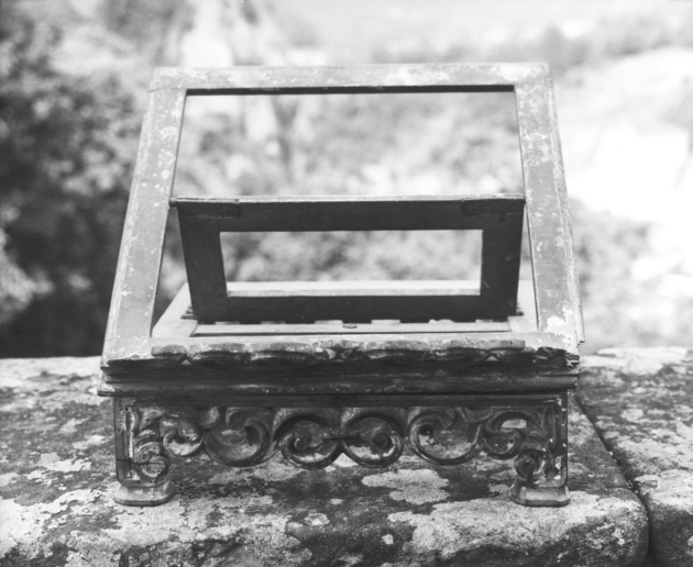 leggio - ambito garfagnino (sec. XVIII)