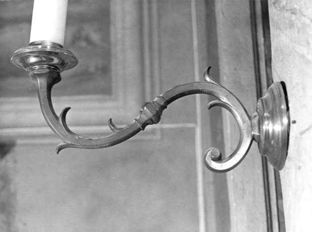 candeliere da parete, serie - bottega toscana (sec. XVIII)