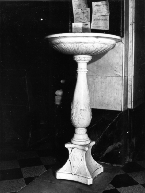 acquasantiera - ambito apuoversiliese (metà sec. XIX)