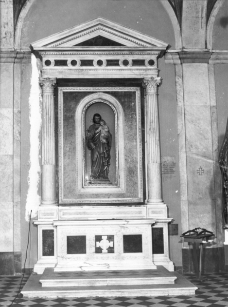 altare - ambito apuoversiliese (sec. XIX)