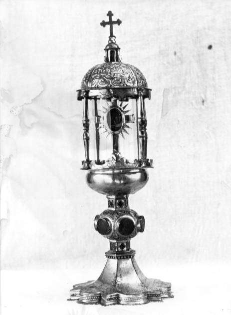 reliquiario architettonico - a tempietto - bottega lucchese (metà sec. XIV)