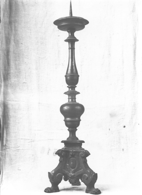 candeliere d'altare, serie - bottega toscana (sec. XVII)