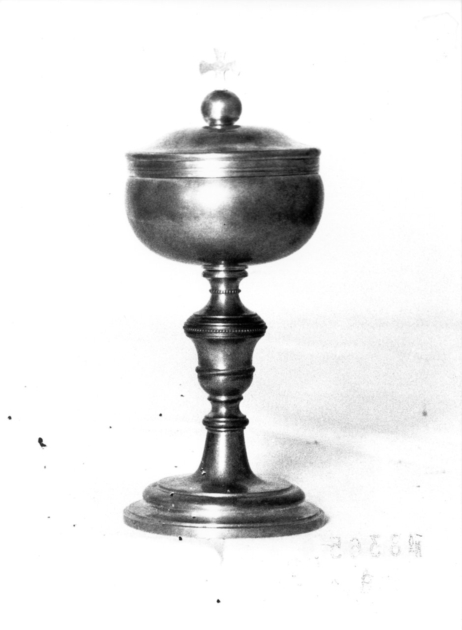 pisside - bottega toscana (seconda metà sec. XIX)