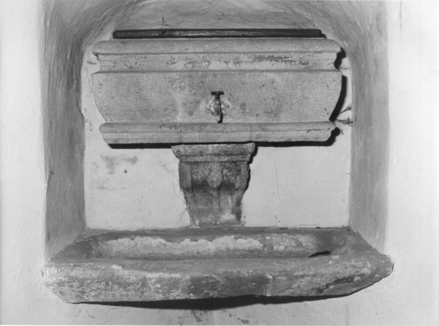 fontana - bottega lucchese (prima metà sec. XVIII)