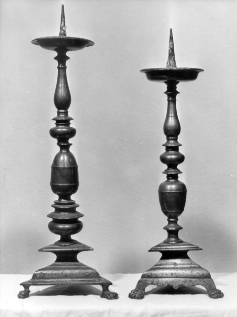 candeliere - bottega toscana (fine/inizio secc. XVII/ XVIII)