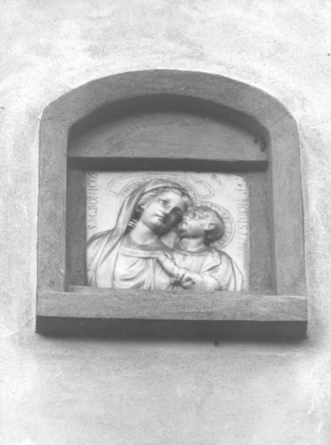 MADONNA CON BAMBINO (rilievo) - bottega apuana (sec. XVIII)
