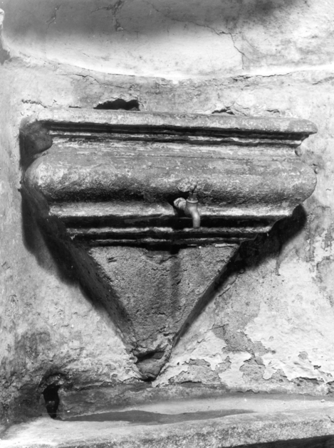 lavabo da sacrestia - bottega lucchese (sec. XVII)