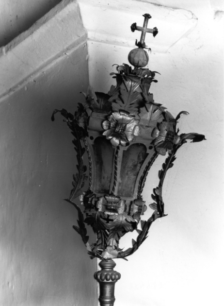 lanterna processionale, serie - bottega lucchese (fine/inizio secc. XVIII/ XIX)