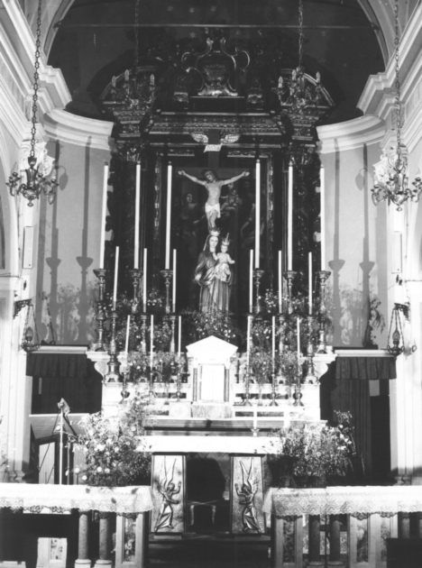 altare maggiore - bottega apuana (fine sec. XIX)