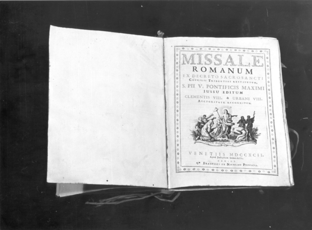 coperta di libro liturgico - produzione veneziana (sec. XVIII)