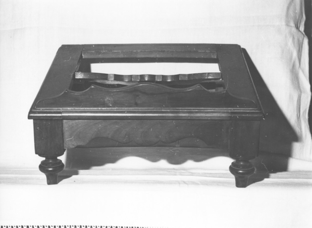 leggio - ambito lucchese (sec. XIX)