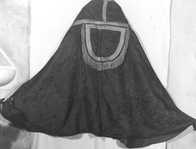 piviale - manifattura lucchese (metà sec. XVII)