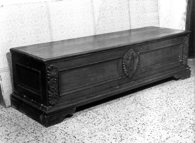 cassapanca - bottega lucchese (sec. XIX)