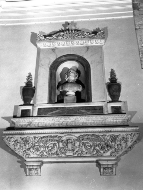 monumento funebre - bottega apuana (sec. XIX)