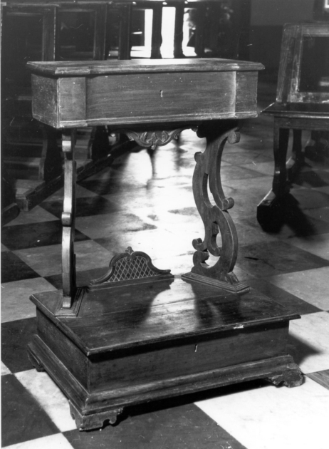 inginocchiatoio - bottega lucchese (sec. XVIII)