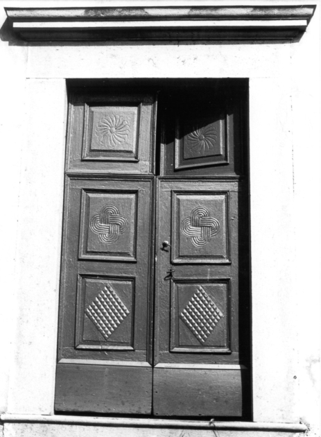 porta - a due battenti - bottega lucchese (sec. XIX)