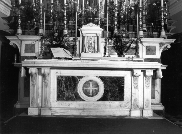 altare maggiore - ambito apuano (sec. XIX)