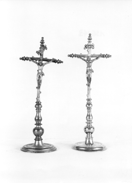 croce d'altare, serie - bottega toscana (sec. XVII)