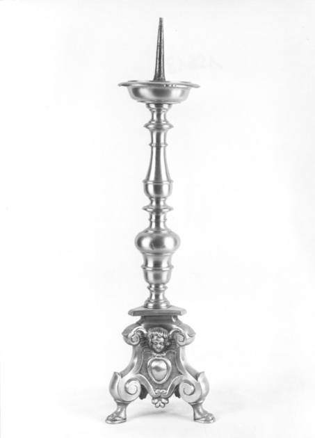 candeliere d'altare, serie - bottega toscana (primo quarto sec. XVIII)