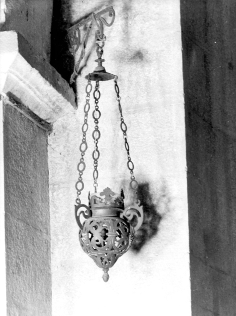 lampada pensile ad anfora, serie - bottega toscana (sec. XVII)