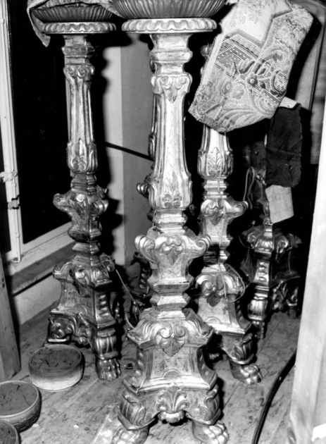 candeliere d'altare, serie - bottega lucchese (ultimo quarto sec. XVIII)