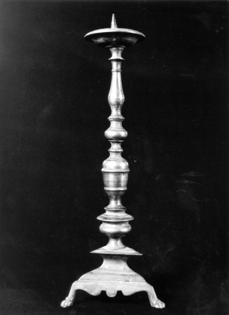 candeliere d'altare, serie - bottega lucchese (primo quarto sec. XVIII)