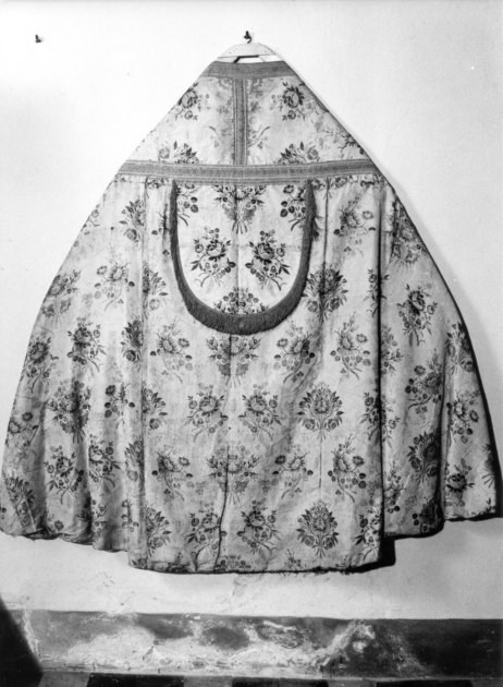 piviale - manifattura italiana (prima metà sec. XIX)