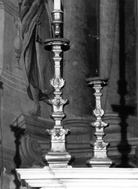 candeliere d'altare, serie - bottega lucchese (sec. XIX)