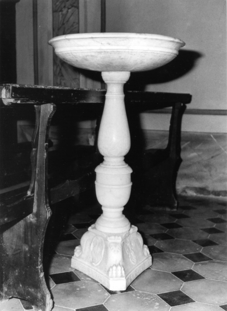 acquasantiera - a fusto - bottega lucchese (sec. XVII)