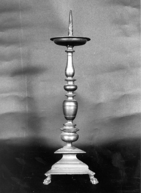 candeliere d'altare, serie - bottega toscana (sec. XVII)