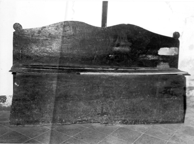 cassapanca - bottega lucchese (sec. XVIII)