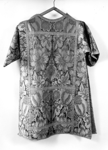 paramento liturgico - in terzo - manifattura italiana (metà sec. XVIII)