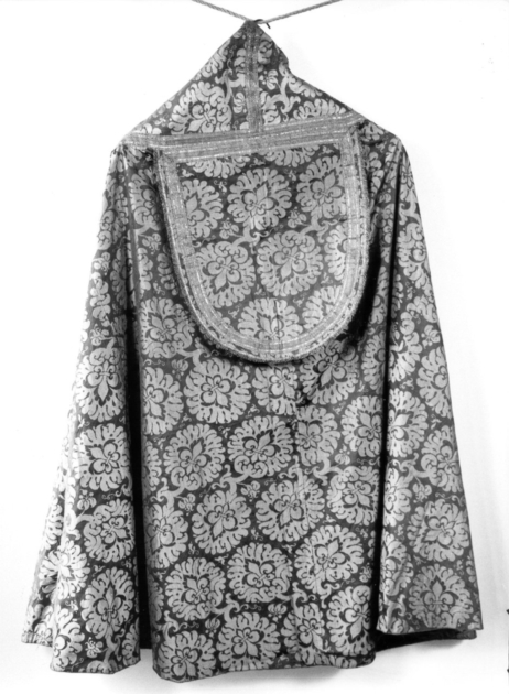 piviale - manifattura lucchese (prima metà sec. XVII)