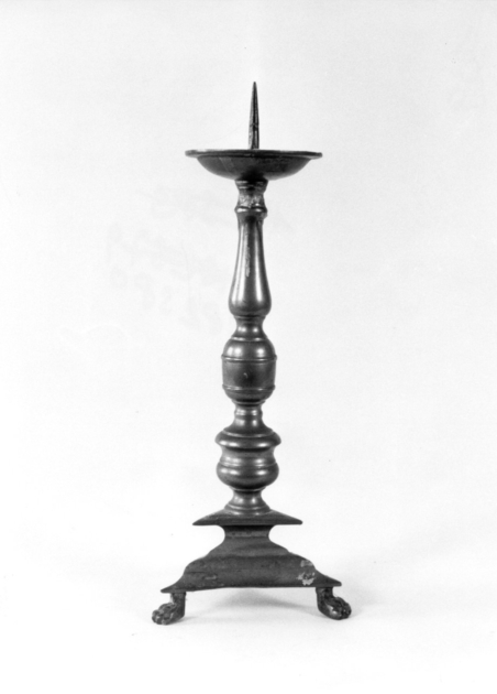 candeliere d'altare, serie - bottega toscana (fine sec. XVII)