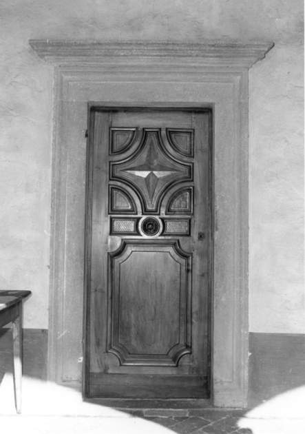 portale - bottega toscana, ambito lucchese (metà sec. XVI)